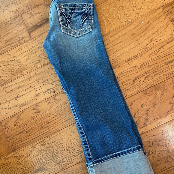 Women’s BKE Sabrina Denim Capris - Picture 3 of 3